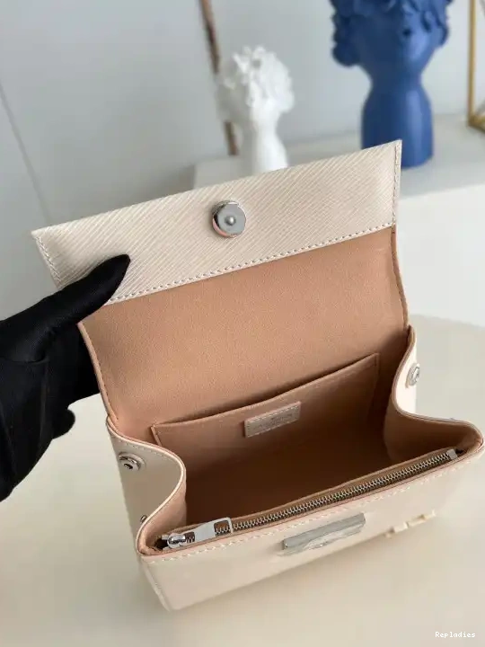 Fake Louis Bags MINI LOUIS CLUNY VUITTON 0611